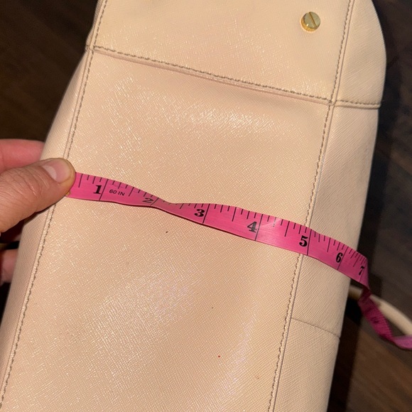 Tory Burch Beige Leather Tote - Picture 15 of 15